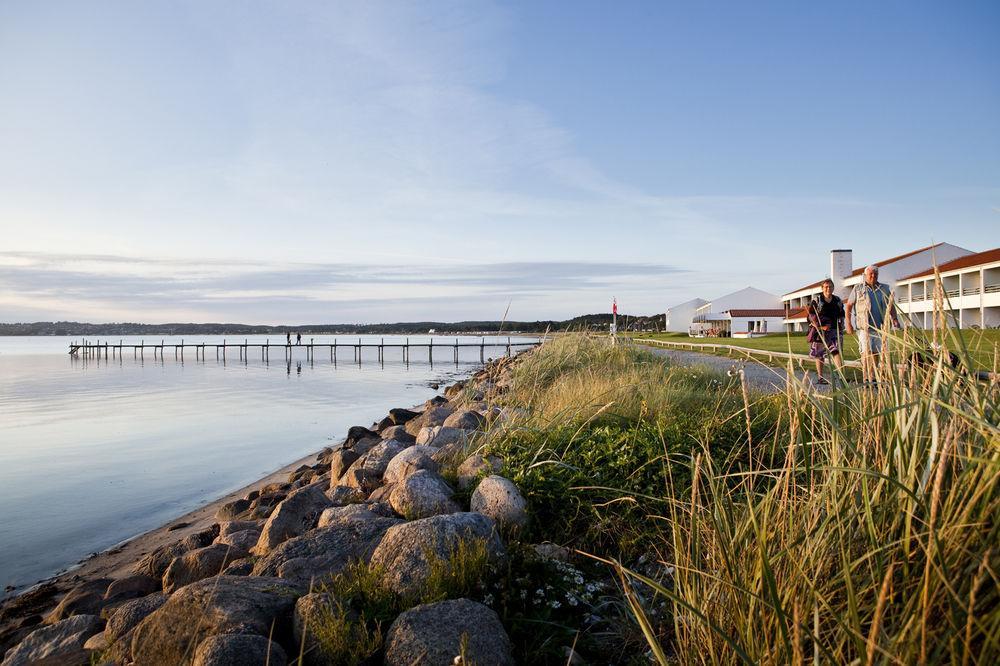 Langhoff & Juul Boutique Hotel Og Restaurant Ебелтофт Екстериор снимка